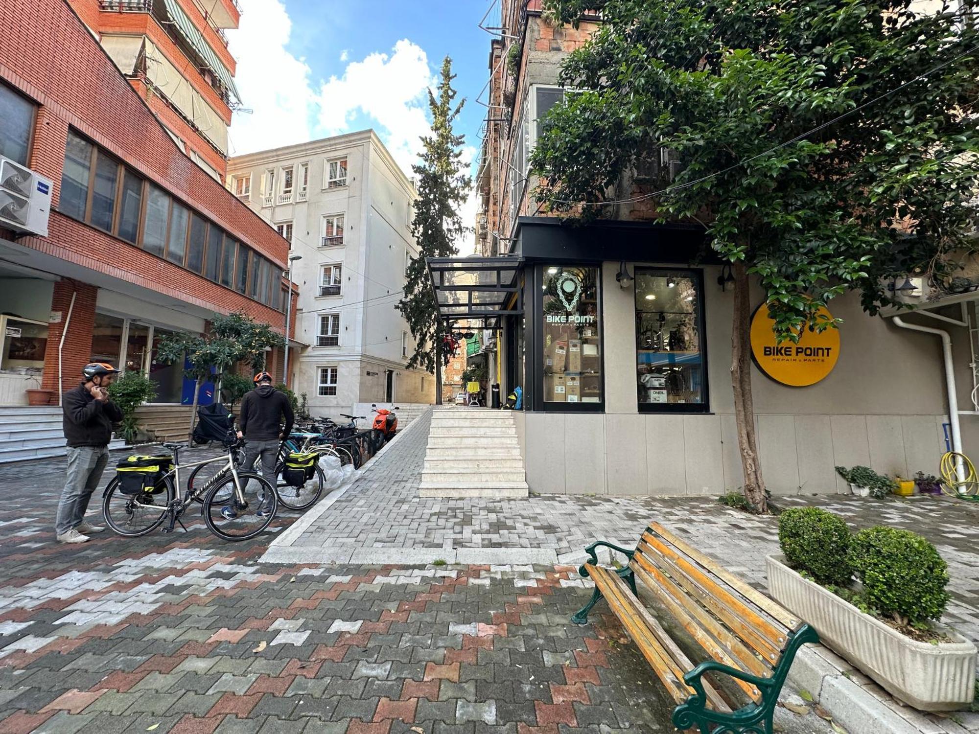 Your Home In Tirana Exterior photo